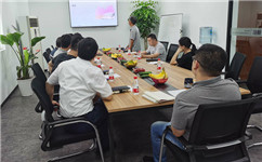 創(chuàng)建學(xué)習(xí)型組織，爭(zhēng)做知識(shí)型主管